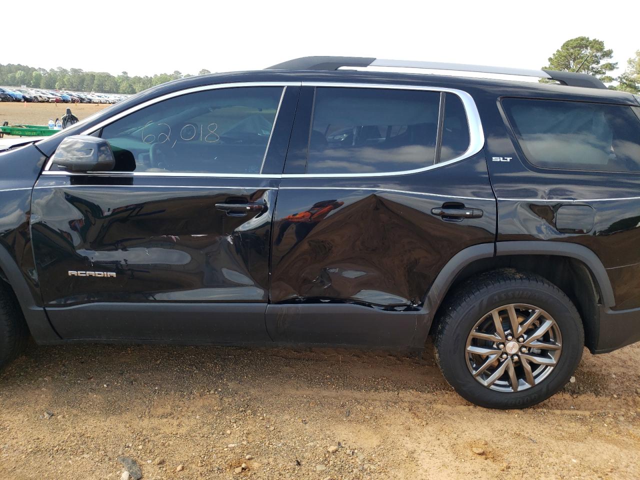 Photo 9 from auction – 2017 GMC ACADIA SLT with VIN 1GKKNMLS9HZ186793