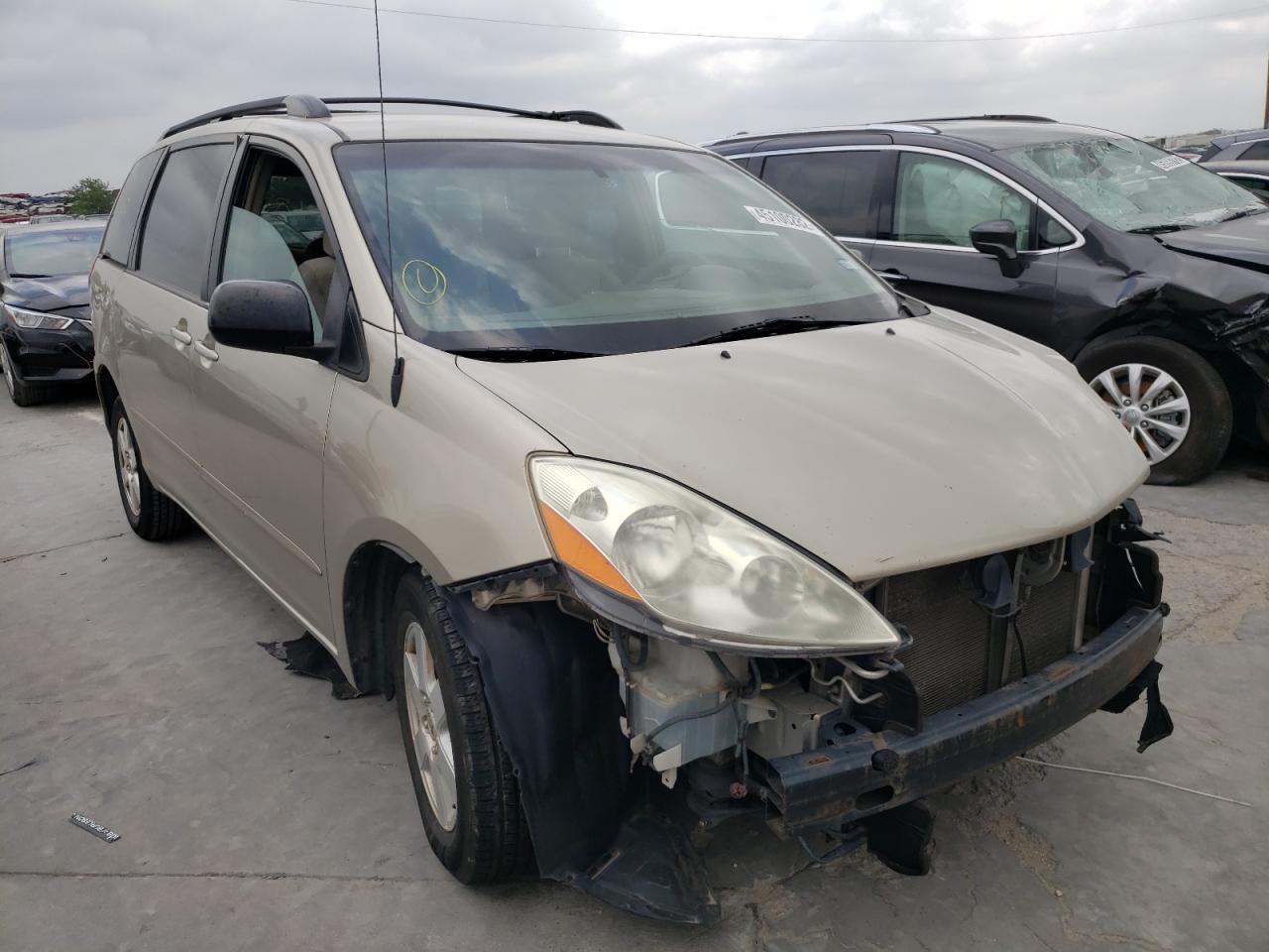 Photo 1 from auction – 2010 TOYOTA SIENNA CE with VIN 5TDKK4CCXAS328833