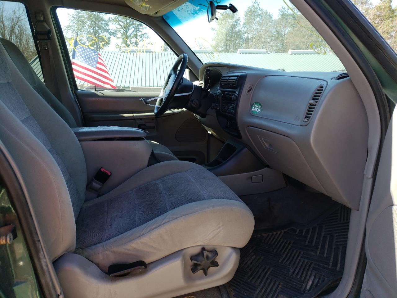 صورة رقم 5 من المزاد - 1999 FORD EXPLORER مع VIN 1FMZU34E7XUC57576