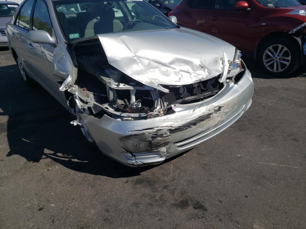 Photo 9 from auction – 2004 TOYOTA CAMRY LE with VIN 4T1BE32K74U886578