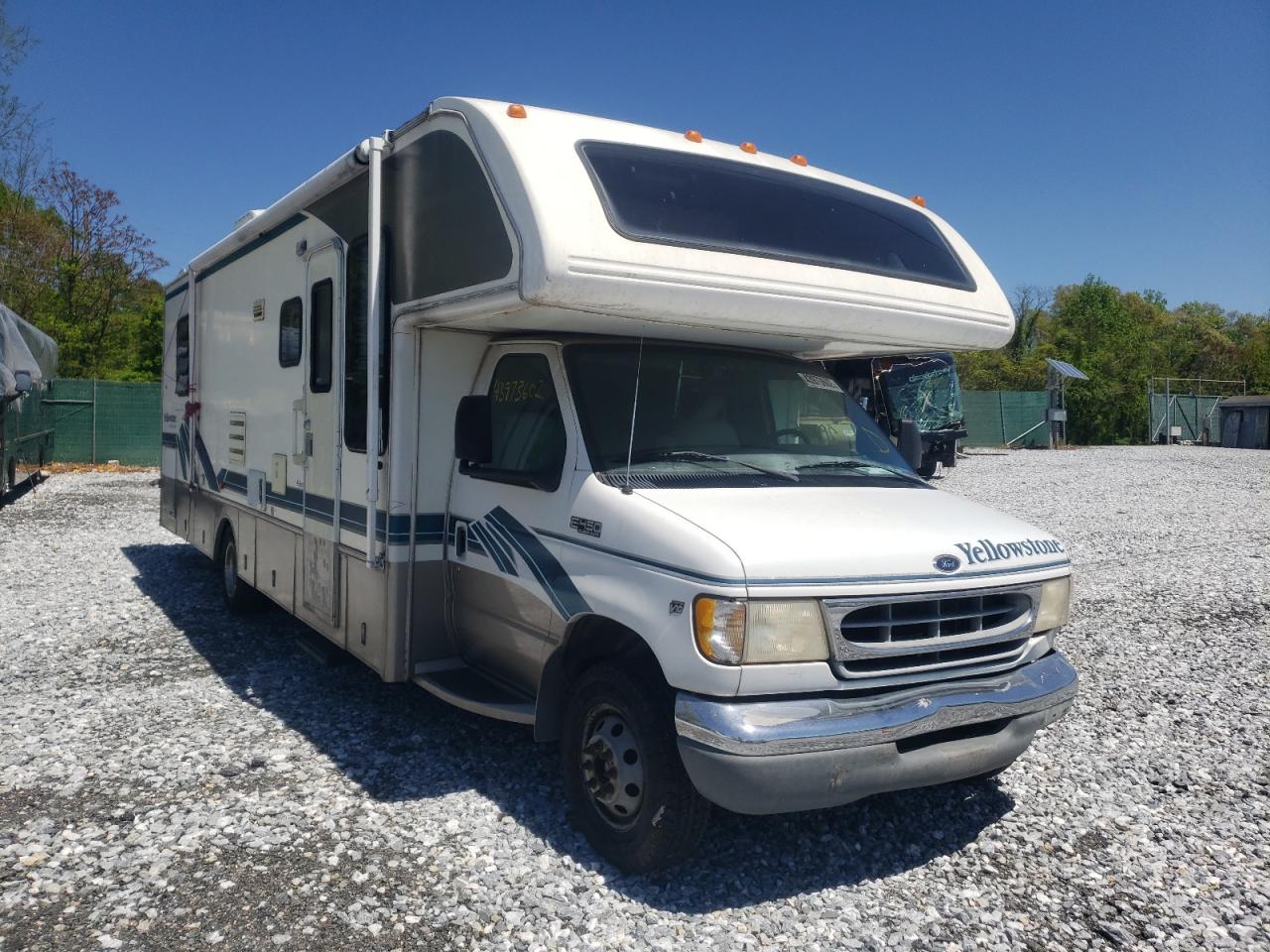 GULF STREAM YELLOWSTON 1999 with VIN 1FDXE40S8XHB16871 - Photo from auction