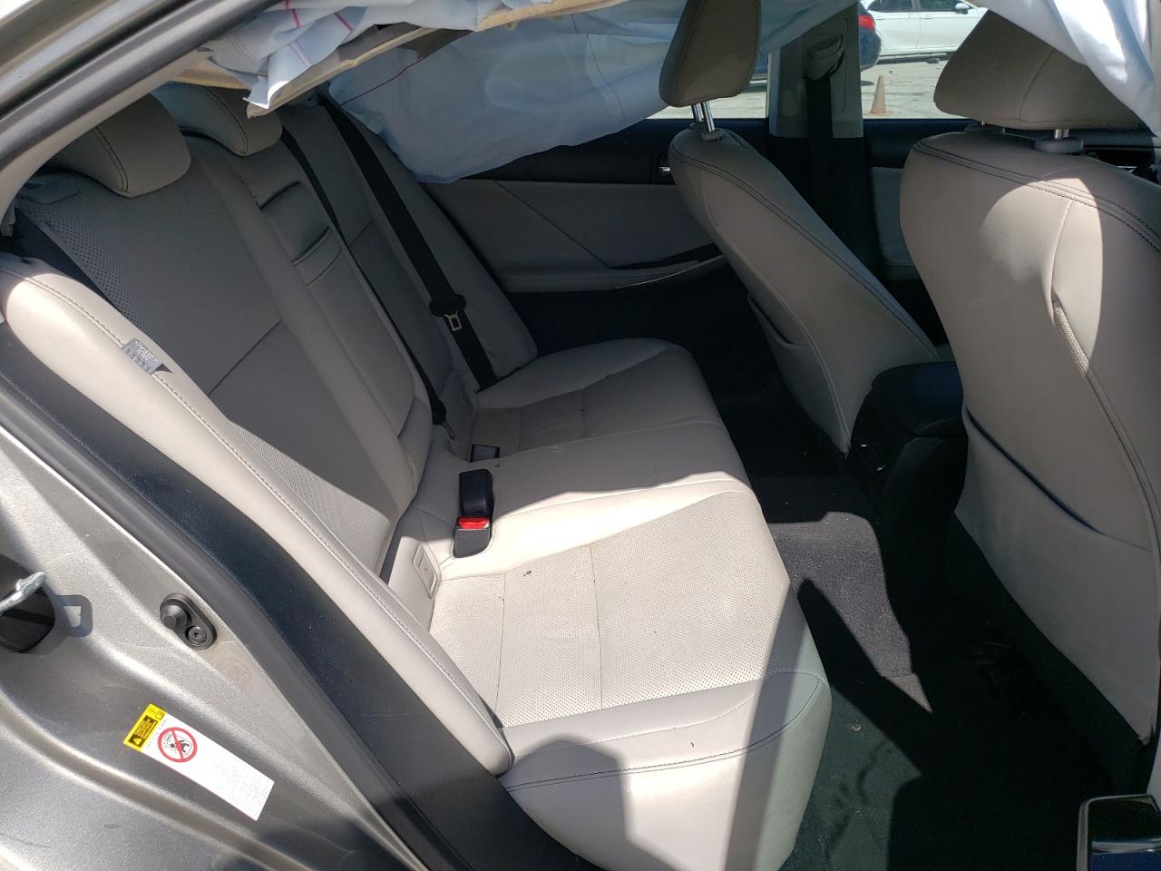 Photo 6 from auction – 2015 LEXUS IS 250 with VIN JTHBF1D20F5048052