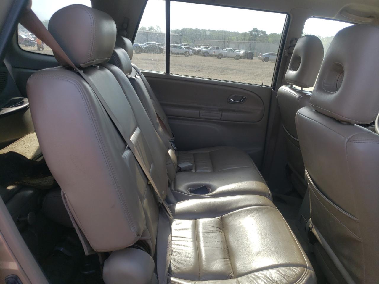 Photo 6 from auction – 2005 SUZUKI XL7 EX with VIN JS3TY92V454101806
