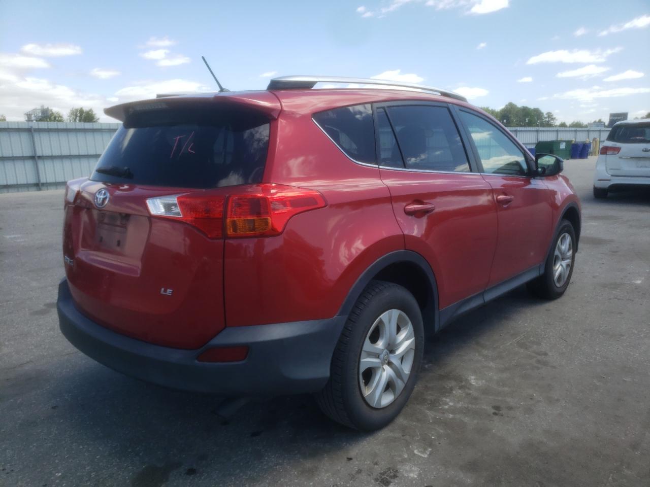 Photo 4 from auction – 2014 TOYOTA RAV4 LE with VIN JTMZFREVXEJ005044