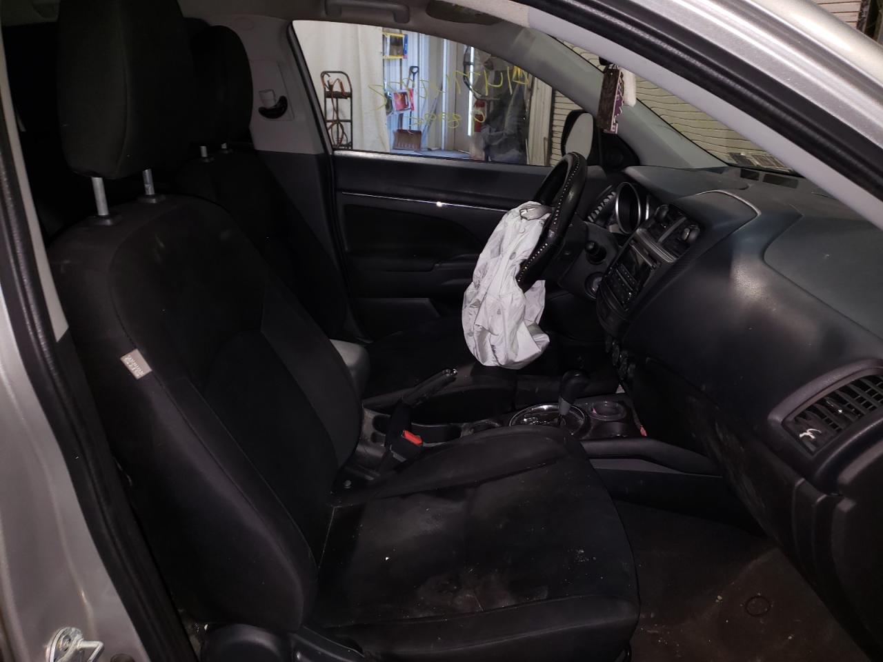 Photo 5 from auction – 2015 MITSUBISHI OUTLANDER with VIN 4A4AP3AU5FE021563
