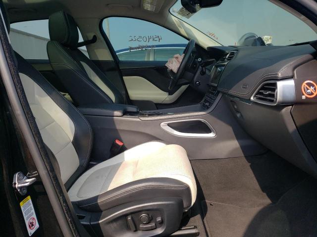 Photo 9 from auction – 2017 JAGUAR F-PACE R - with VIN SADCL2BV6HA047617