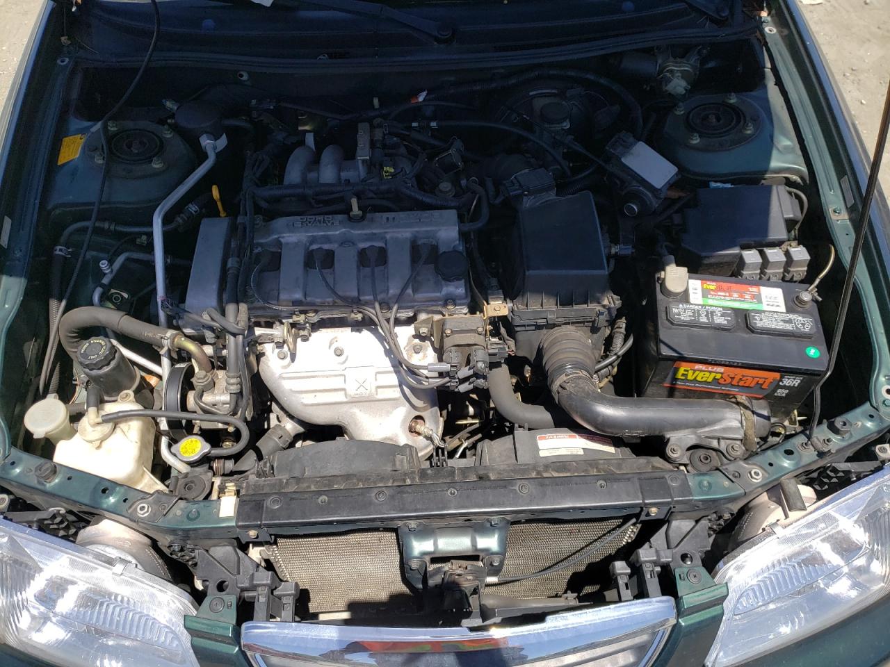 Photo 7 from auction – 2001 MAZDA 626 ES with VIN 1YVGF22C915245426
