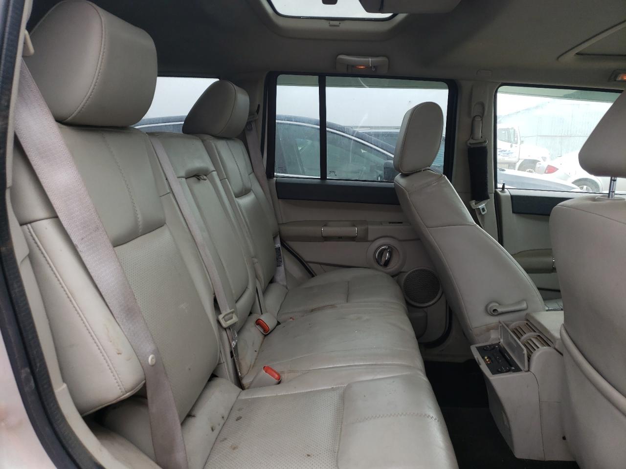Photo 6 from auction – 2007 JEEP COMMANDER with VIN 1J8HG58P57C556867