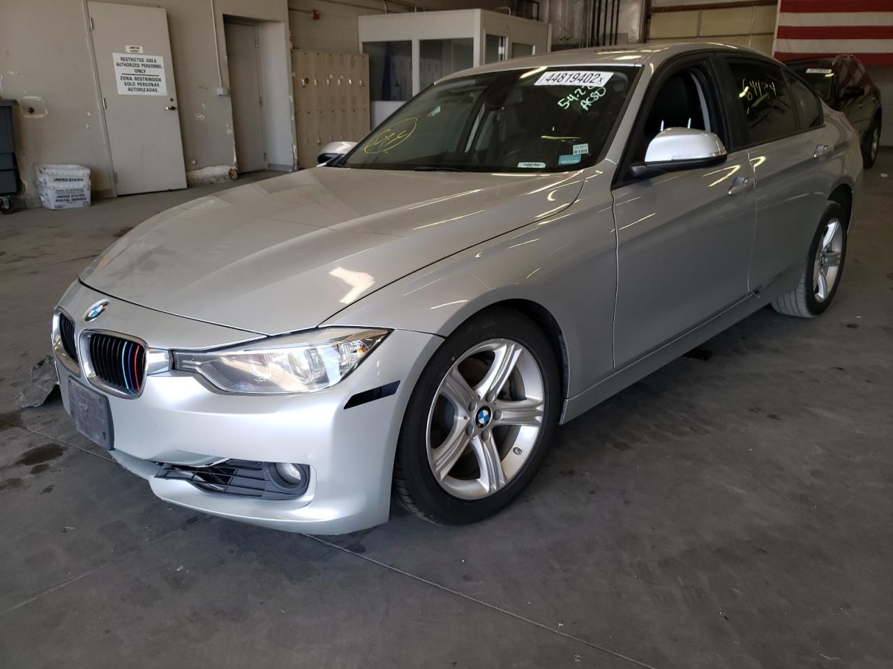 Photo 2 from auction – 2014 BMW 328 XI with VIN WBA3B3C50EJ977556