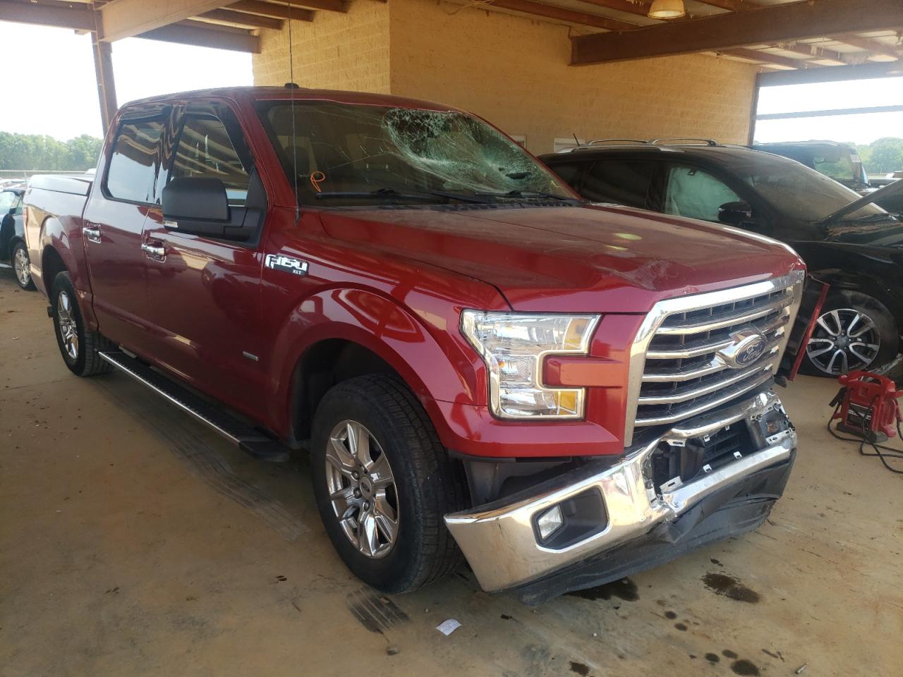 FORD F150 SUPER 2016 with VIN 1FTEW1CP0GFB34517 - Photo from auction