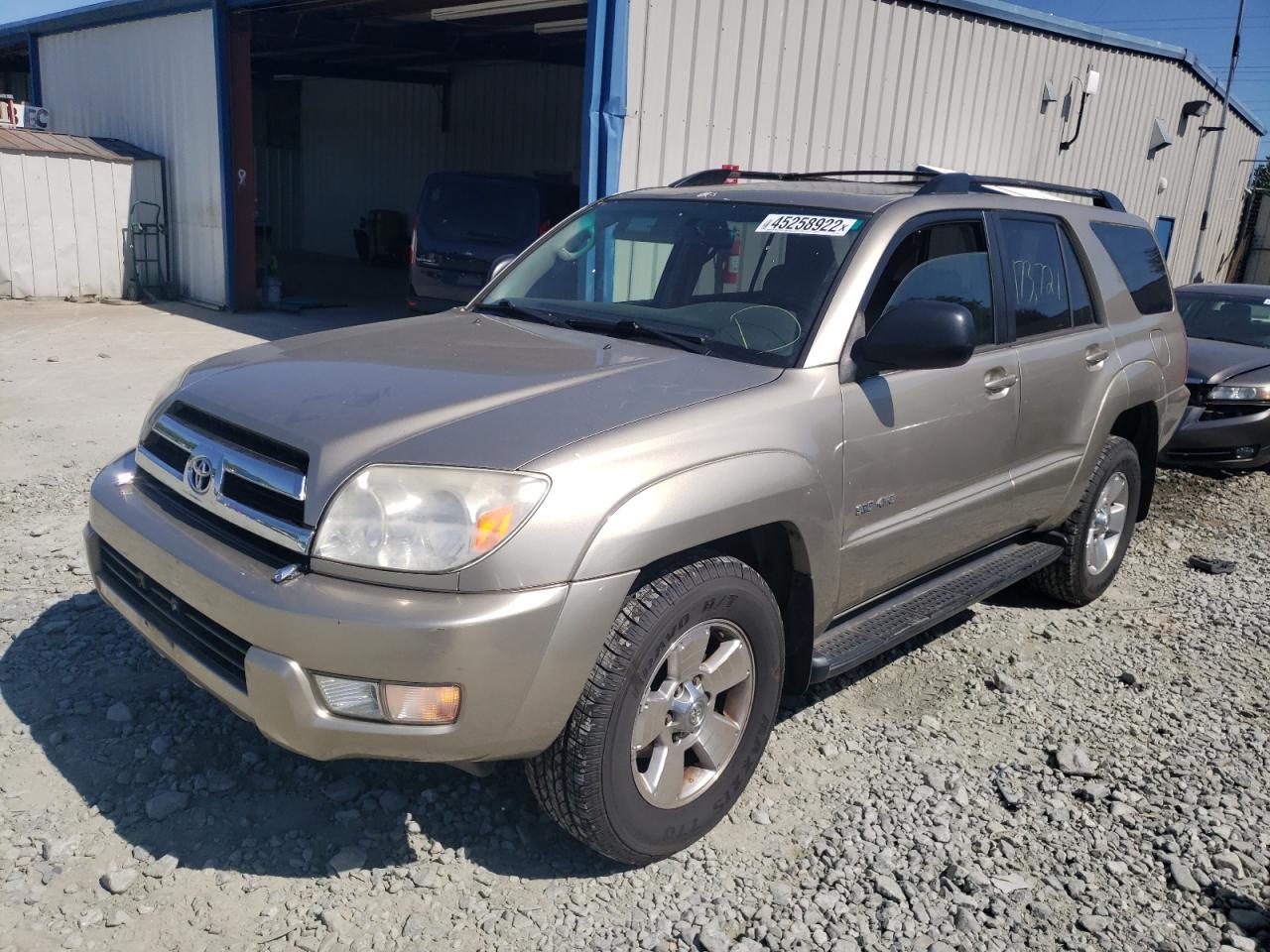 Photo 2 from auction – 2005 TOYOTA 4RUNNER SR with VIN JTEBU14R858048586
