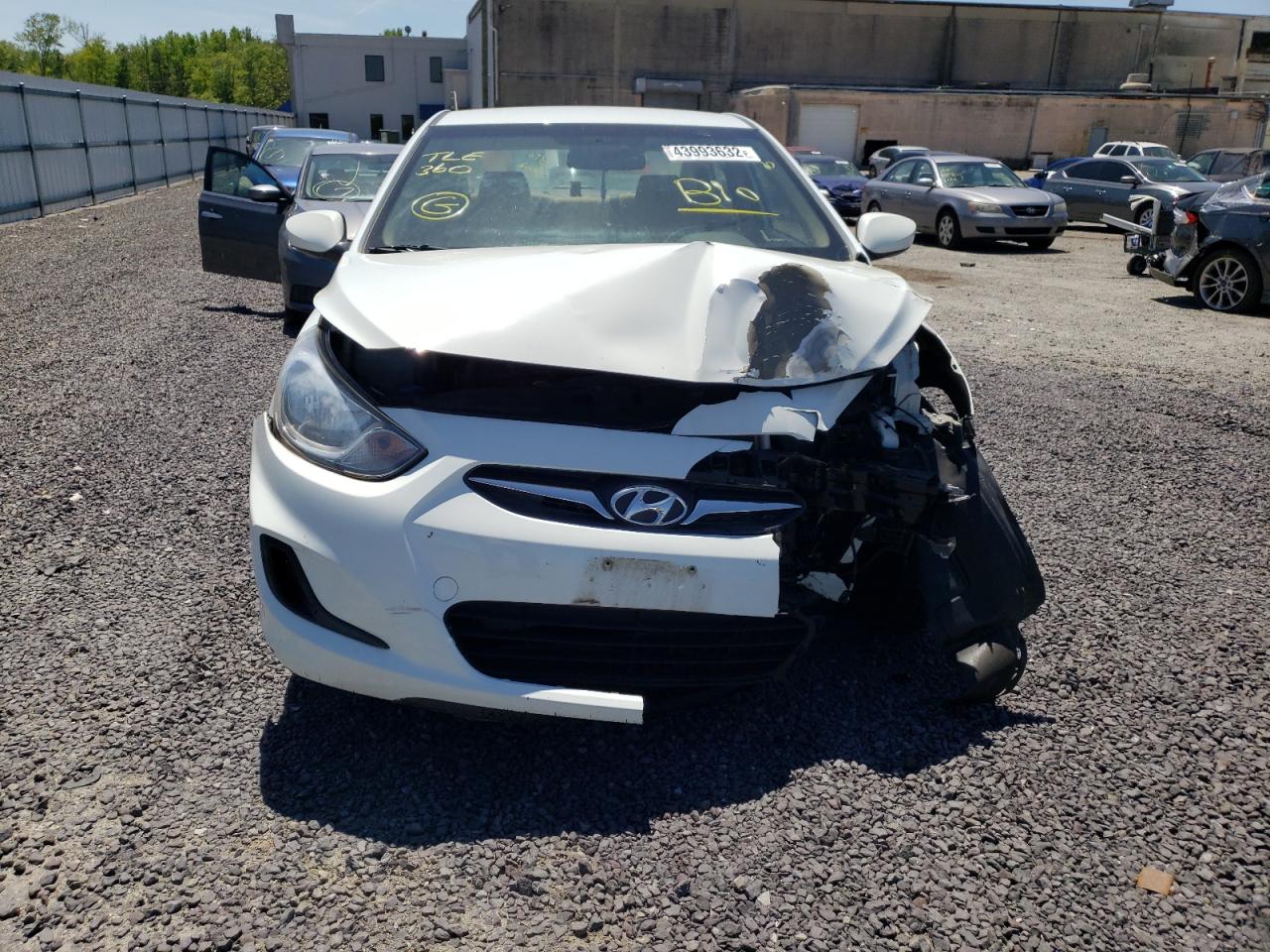 Photo 9 from auction – 2014 HYUNDAI ACCENT GLS with VIN KMHCT4AE5EU589466