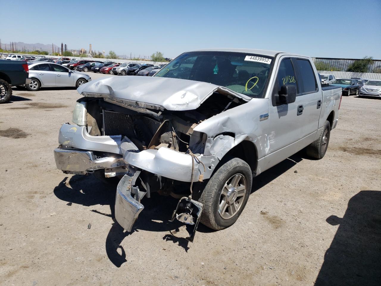 Photo 2 from auction – 2004 FORD F150 SUPER with VIN 1FTRW12W64KB85811