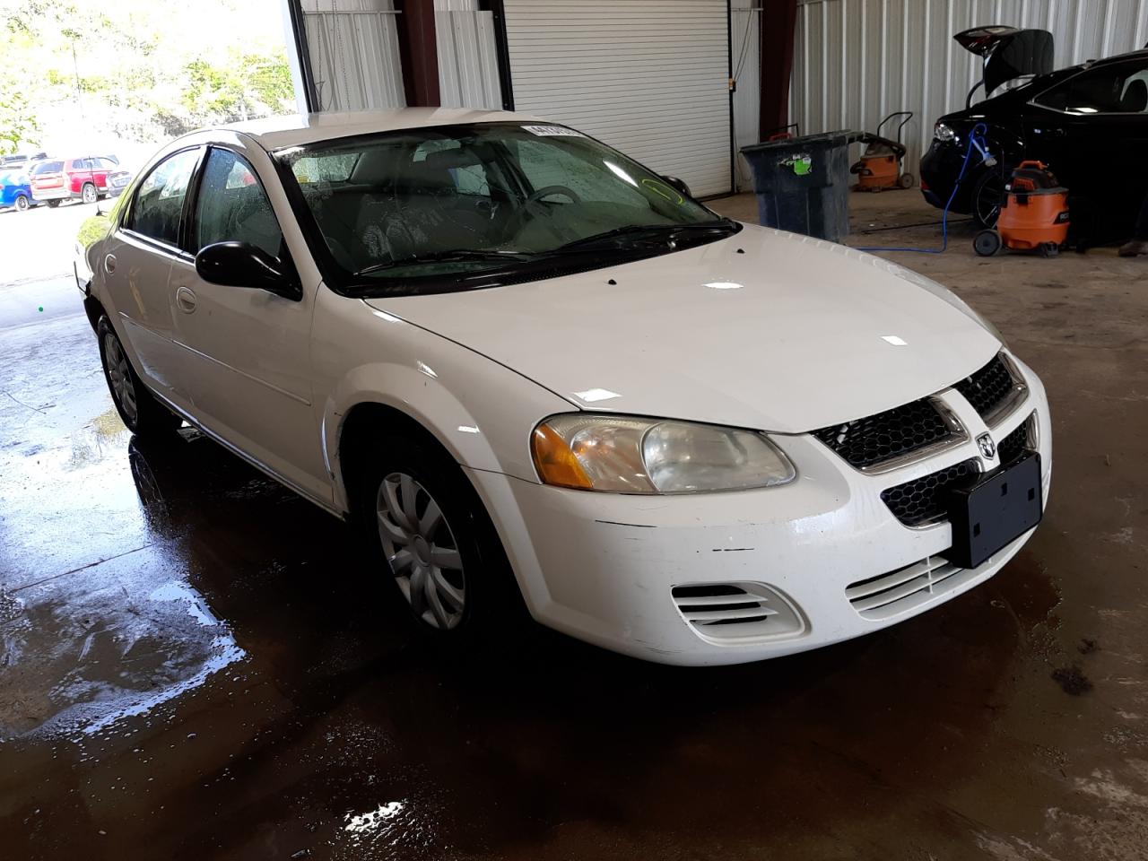 Photo 1 from auction – 2005 DODGE STRATUS SX with VIN 1B3EL46T25N642477