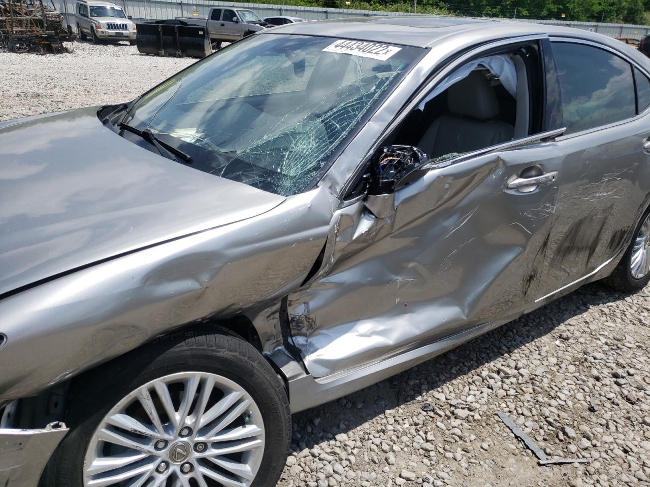Photo 9 from auction – 2015 LEXUS ES 350 with VIN JTHBK1GG6F2191799