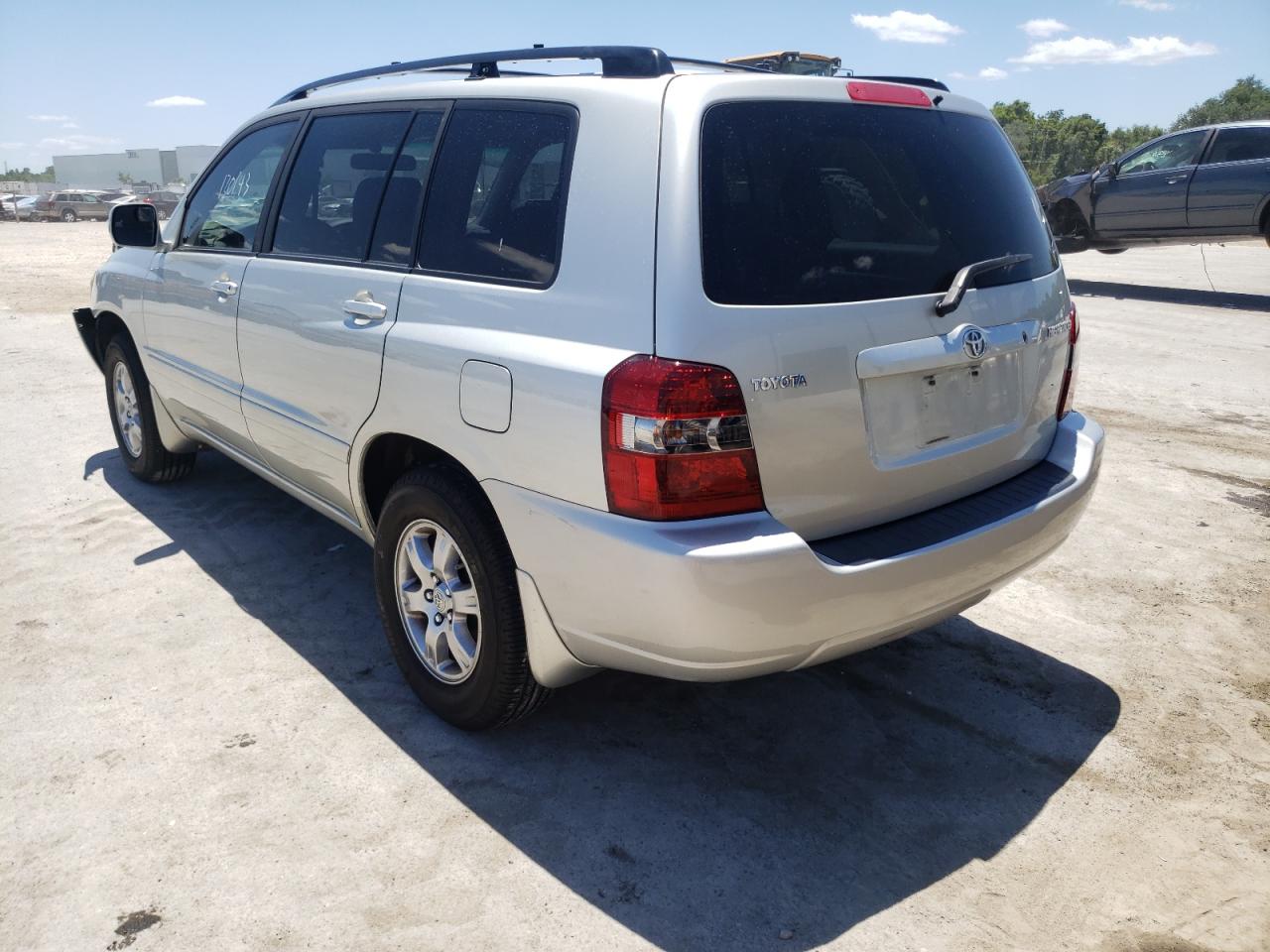 Photo 3 from auction – 2006 TOYOTA HIGHLANDER with VIN JTEGD21A760142971