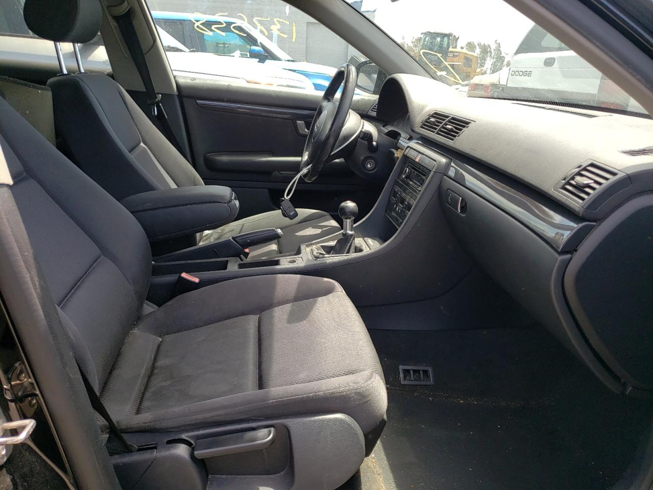 Photo 5 from auction – 2005 AUDI A4 1.8T with VIN WAUJC68E65A010061