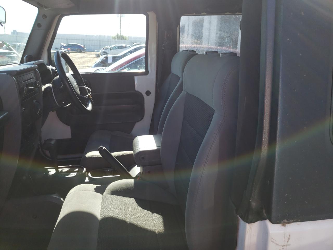 Photo 5 from auction – 2008 JEEP WRANGLER X with VIN 1J4FZ24178L570158