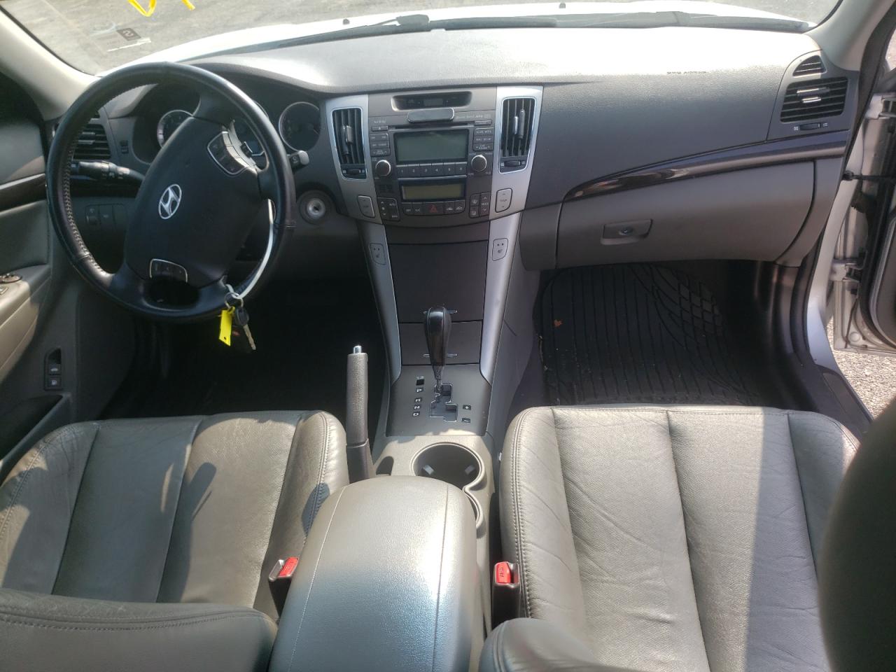 Photo 9 from auction – 2009 HYUNDAI SONATA with VIN 5NPEU46F39H407453