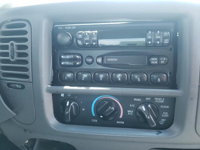 Photo 8 from auction – 2001 FORD F150 with VIN 2FTPX17L51CB00928