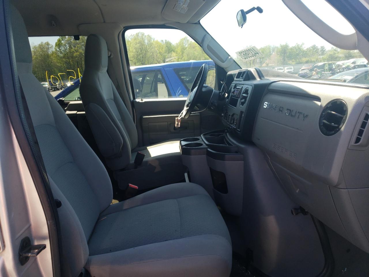 Photo 5 from auction – 2009 FORD ECONOLINE with VIN 1FBNE31LX9DA27587