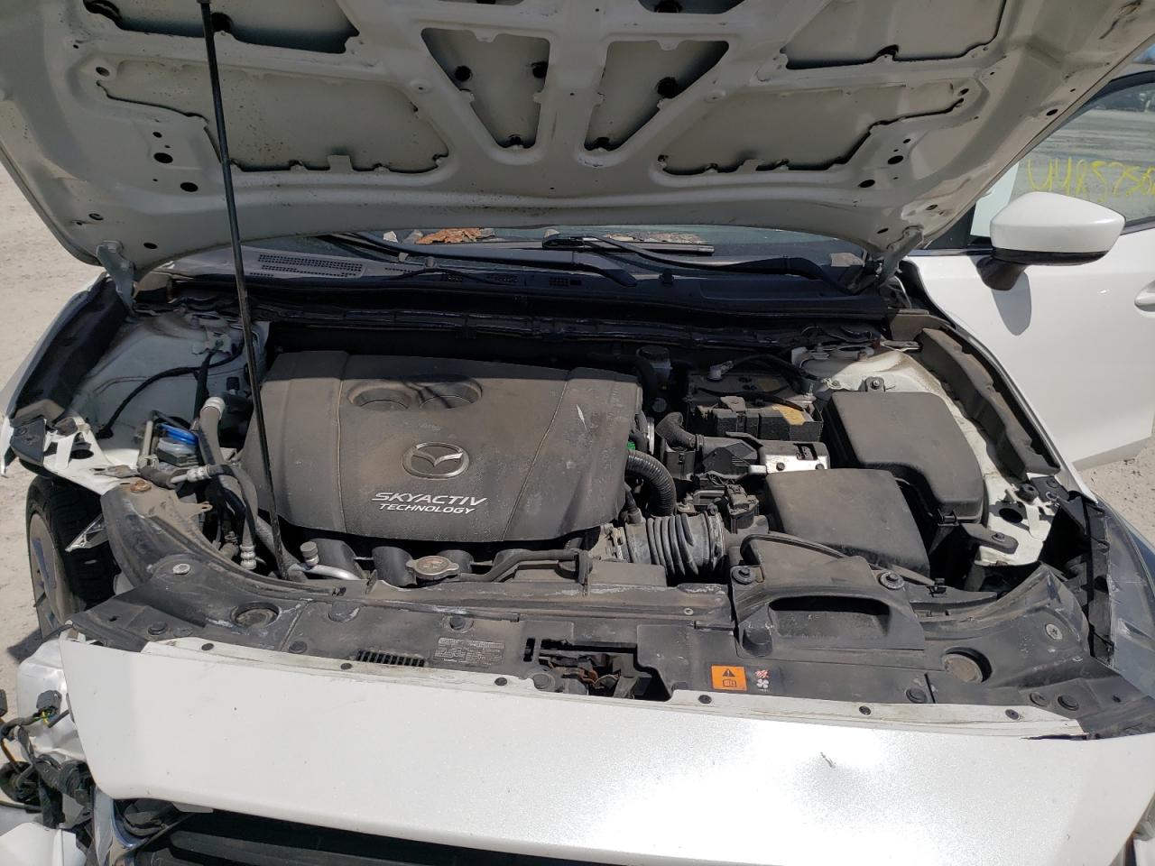 Photo 7 from auction – 2017 MAZDA 3 TOURING with VIN JM1BN1V74H1141732