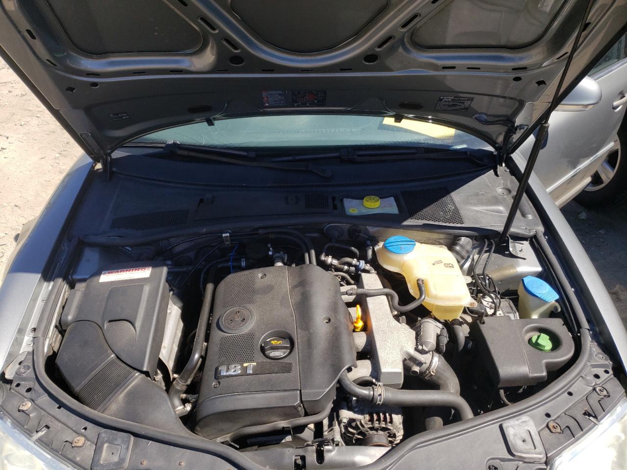 Photo 7 from auction – 2005 VOLKSWAGEN PASSAT GLS with VIN WVWAD63B05E054868