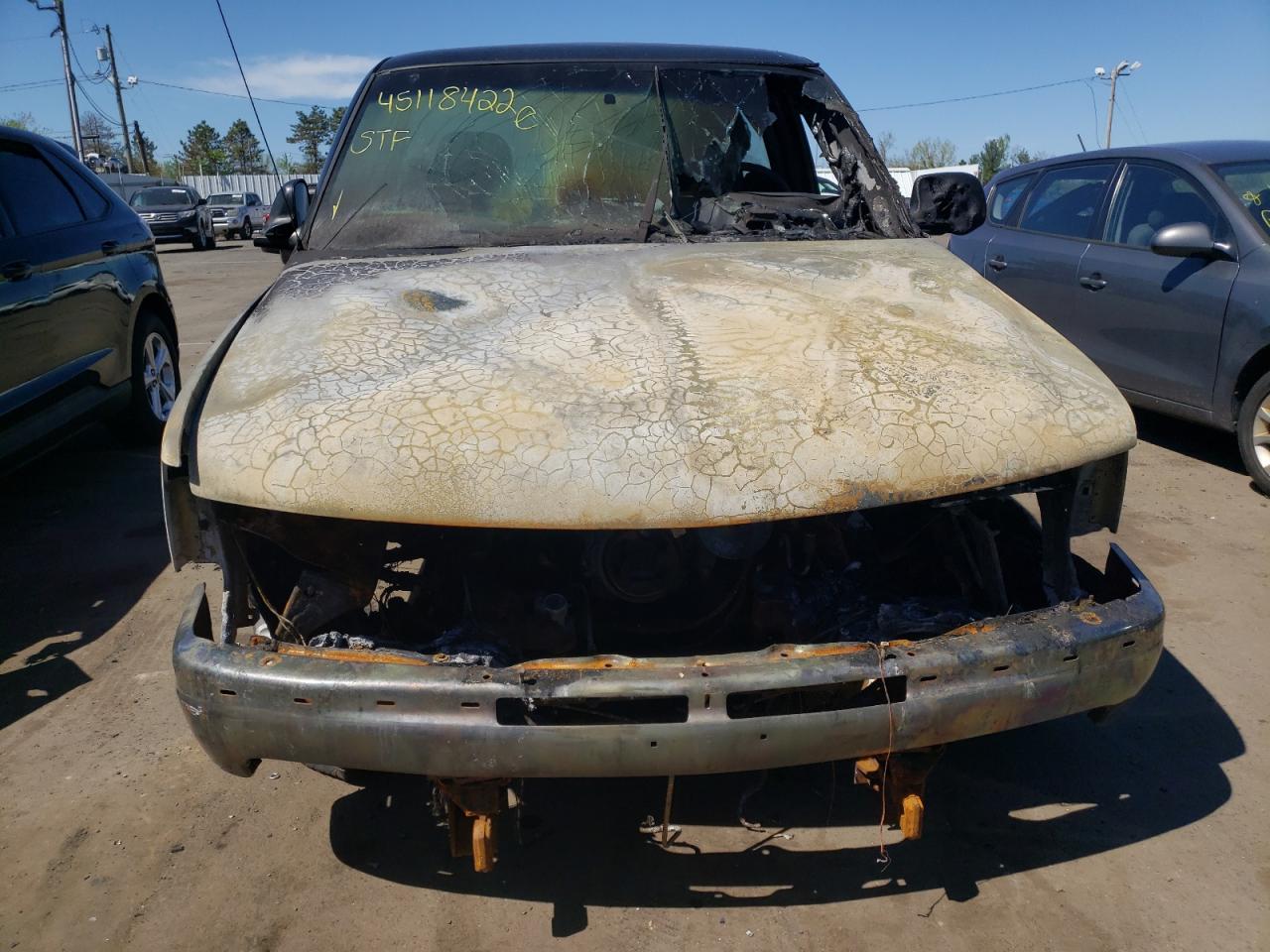Photo 9 from auction – 2002 CHEVROLET SILVERADO with VIN 1GCEK14T12Z299393