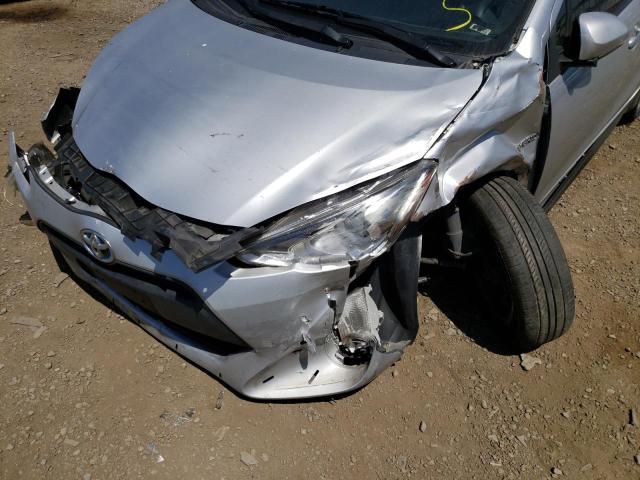 Photo 9 from auction – 2017 TOYOTA PRIUS C with VIN JTDKDTB32H1591895