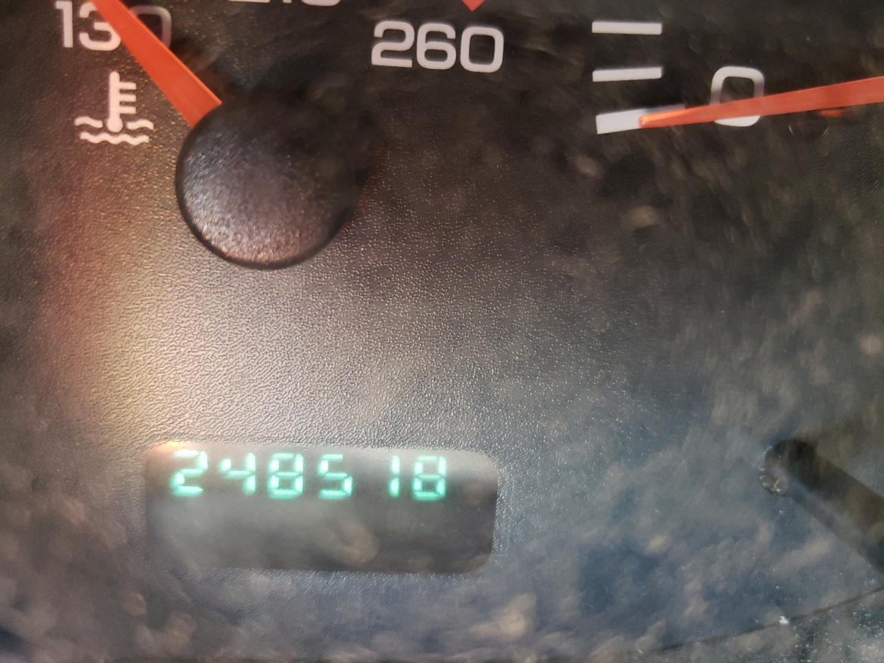 Photo 8 from auction – 2000 DODGE DURANGO with VIN 1B4HR28Y9YF275936
