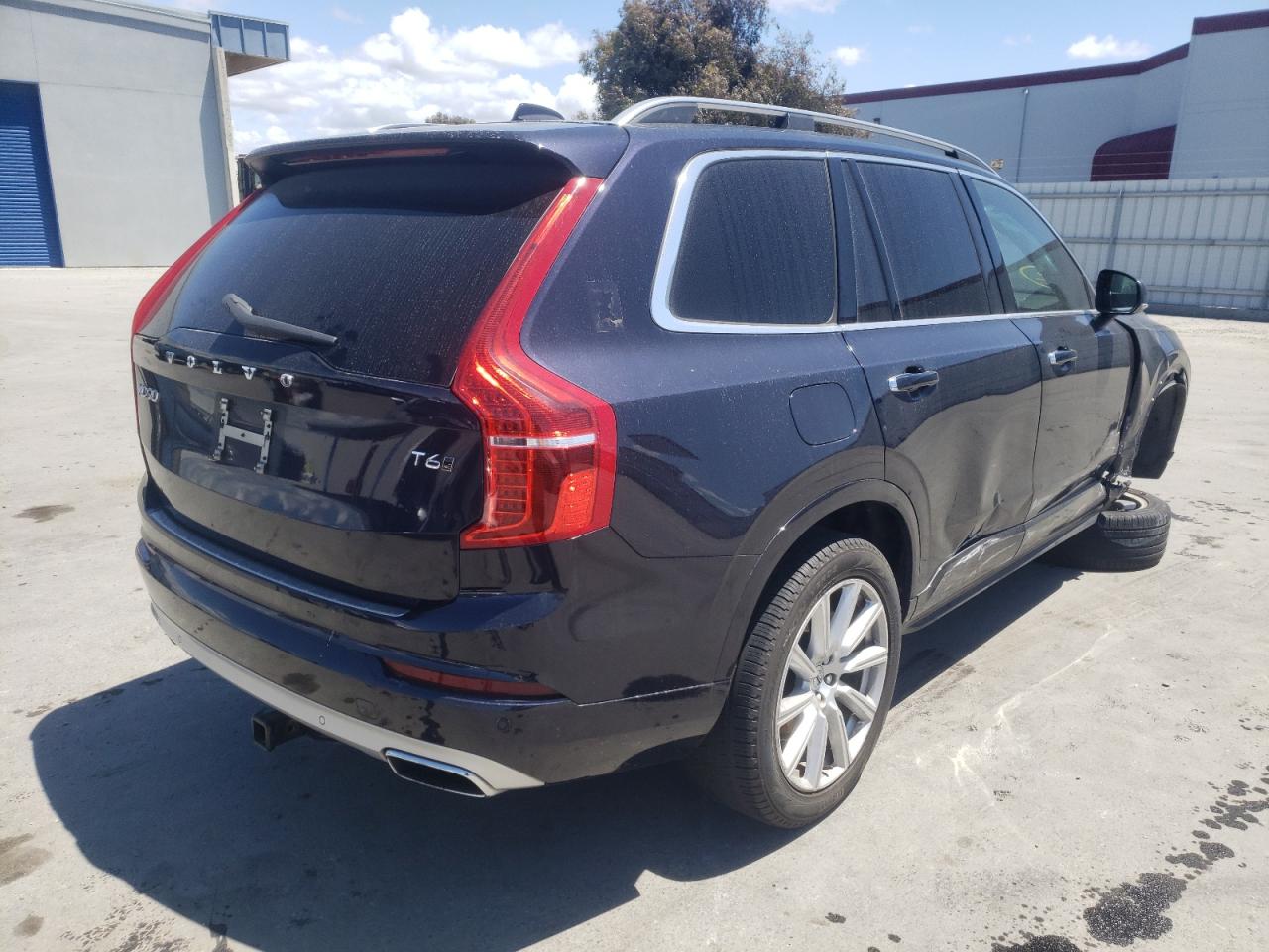 Photo 4 from auction – 2016 VOLVO XC90 T6 with VIN YV4A22PK2G1072949