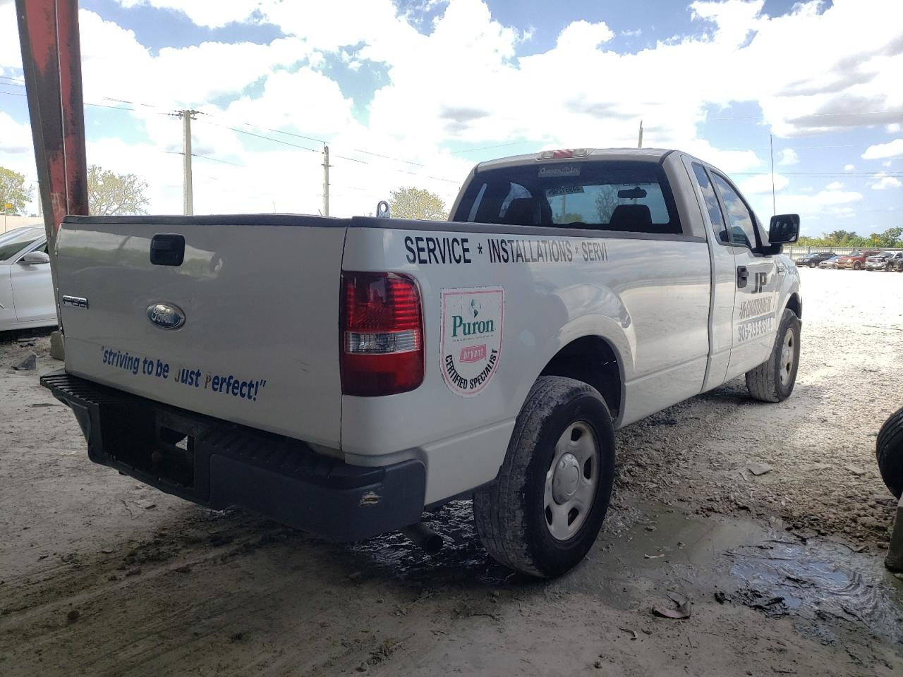 Photo 4 from auction – 2007 FORD F150 with VIN 1FTRF12297NA86299