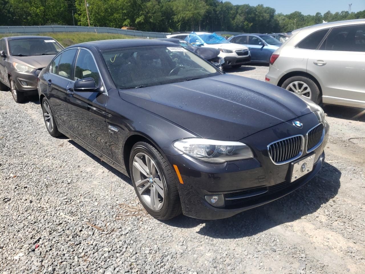 BMW 528 XI 2012 with VIN WBAXH5C50CDW02340 - Photo from auction