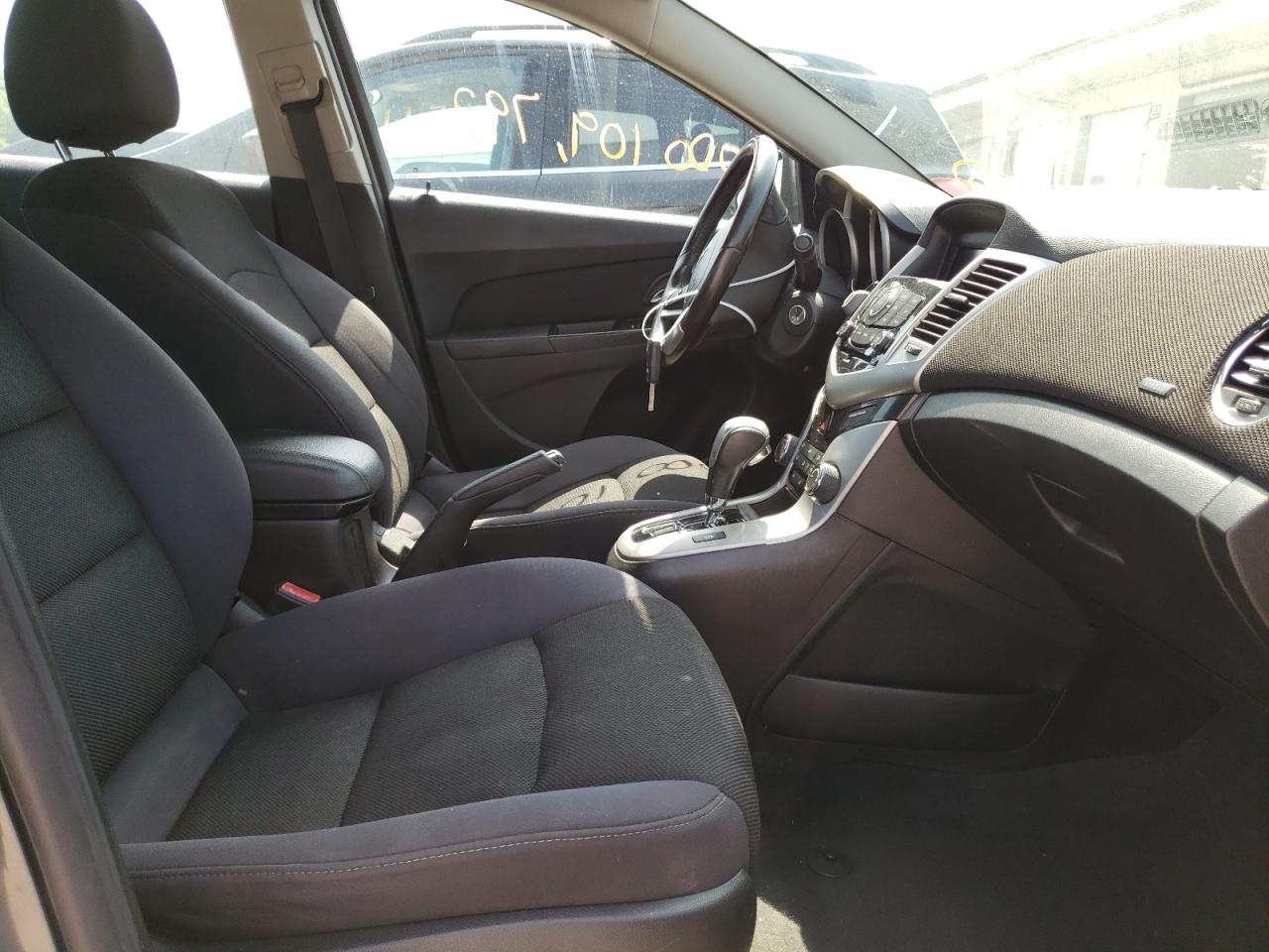 Photo 17 from auction – 2013 CHEVROLET CRUZE LT with VIN 1G1PC5SB6D7203353