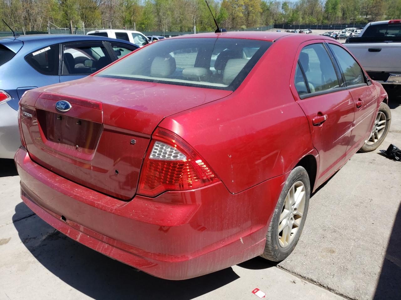 Photo 4 from auction – 2012 FORD FUSION S with VIN 3FAHP0GA9CR202567
