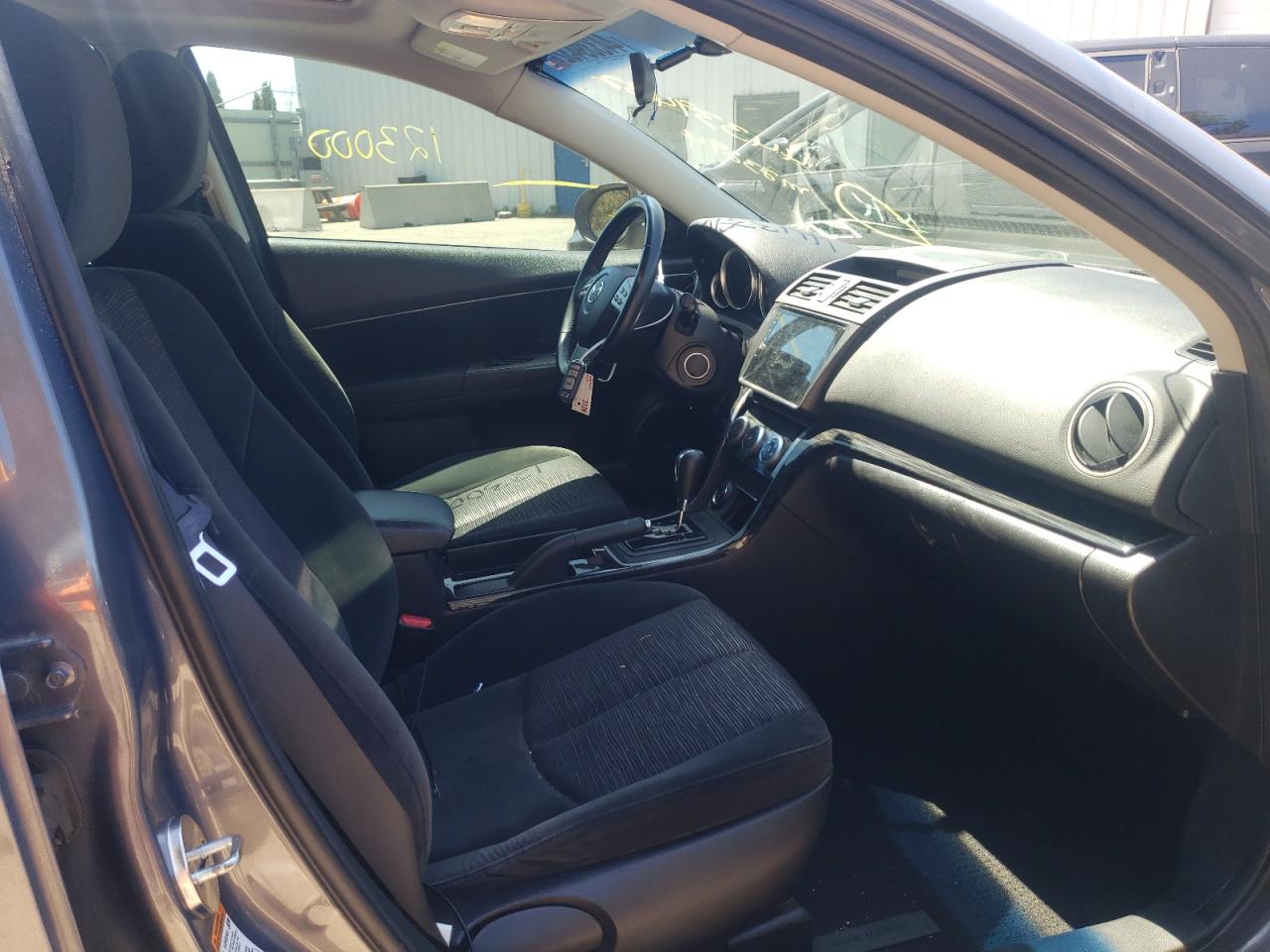 Photo 5 from auction – 2009 MAZDA 6 I with VIN 1YVHP82A195M23294