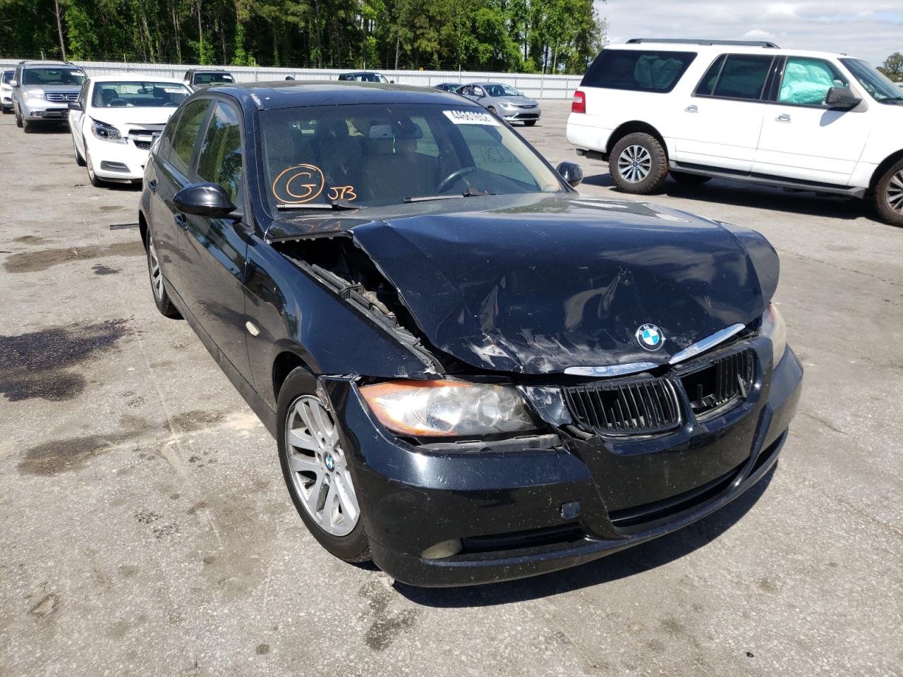 BMW 325 I 2006 with VIN WBAVB13566PT02208 - Photo from auction