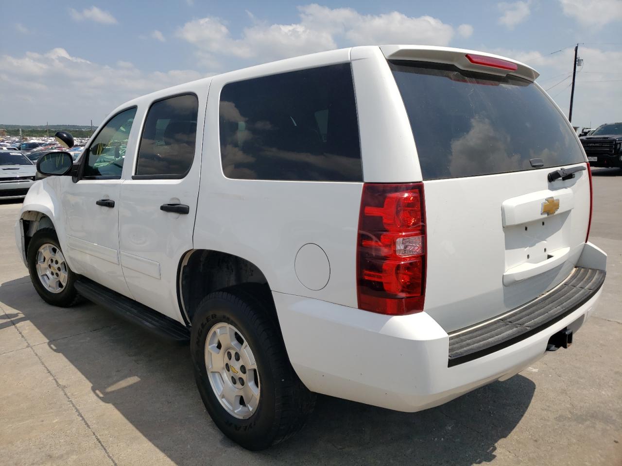 Photo 3 from auction – 2014 CHEVROLET TAHOE SPEC with VIN 1GNSK2E09ER171394