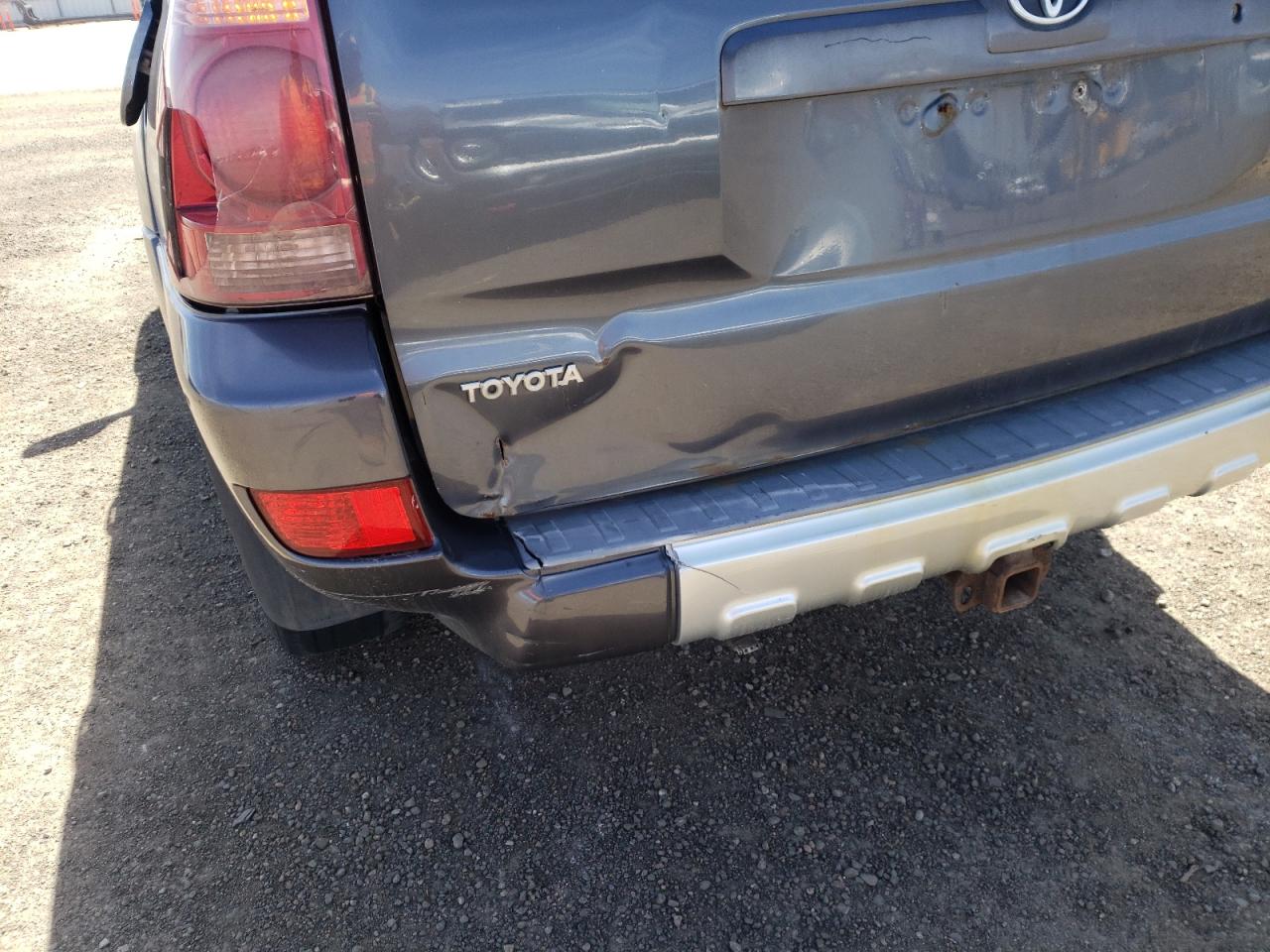Photo 9 from auction – 2004 TOYOTA 4RUNNER SR with VIN JTEBU14R840032269
