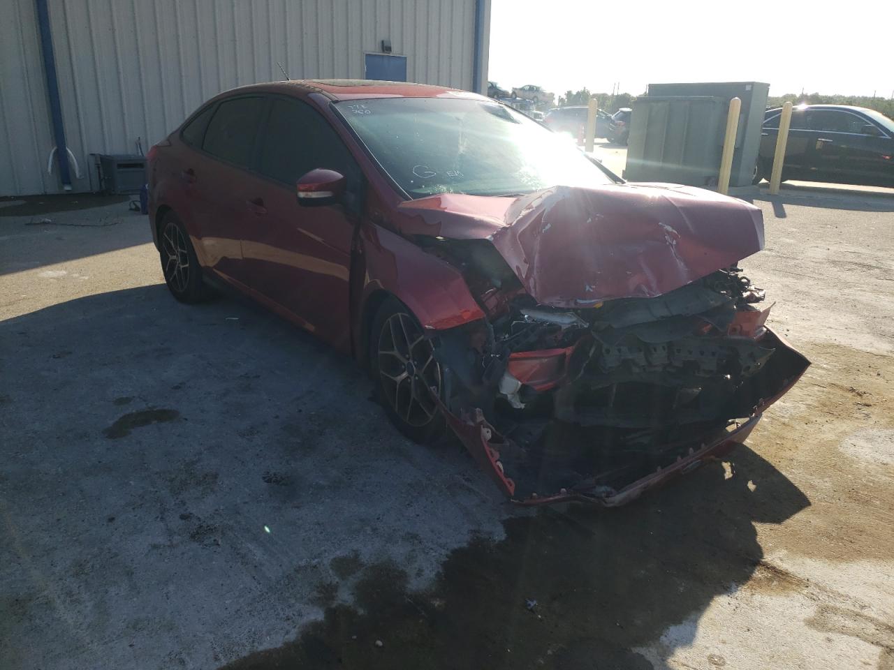 FORD FOCUS SEL 2017 with VIN 1FADP3H24HL252032 - Photo from auction
