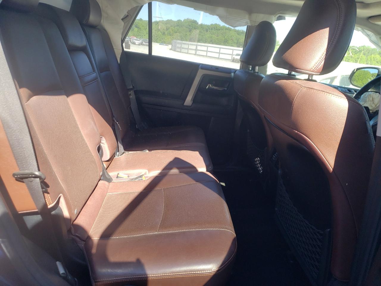 Photo 6 from auction – 2015 TOYOTA 4RUNNER SR with VIN JTEBU5JR4F5209515