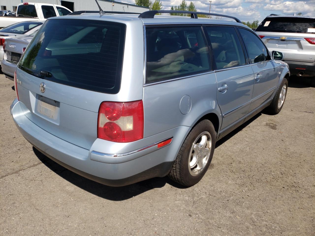Photo 4 from auction – 2003 VOLKSWAGEN PASSAT GL with VIN WVWND63B23E210911