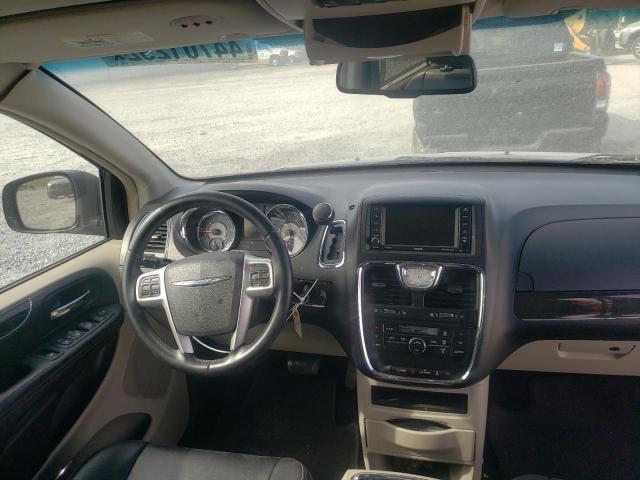 Photo 9 from auction – 2014 CHRYSLER TOWN & COU with VIN 2C4RC1BGXER297841
