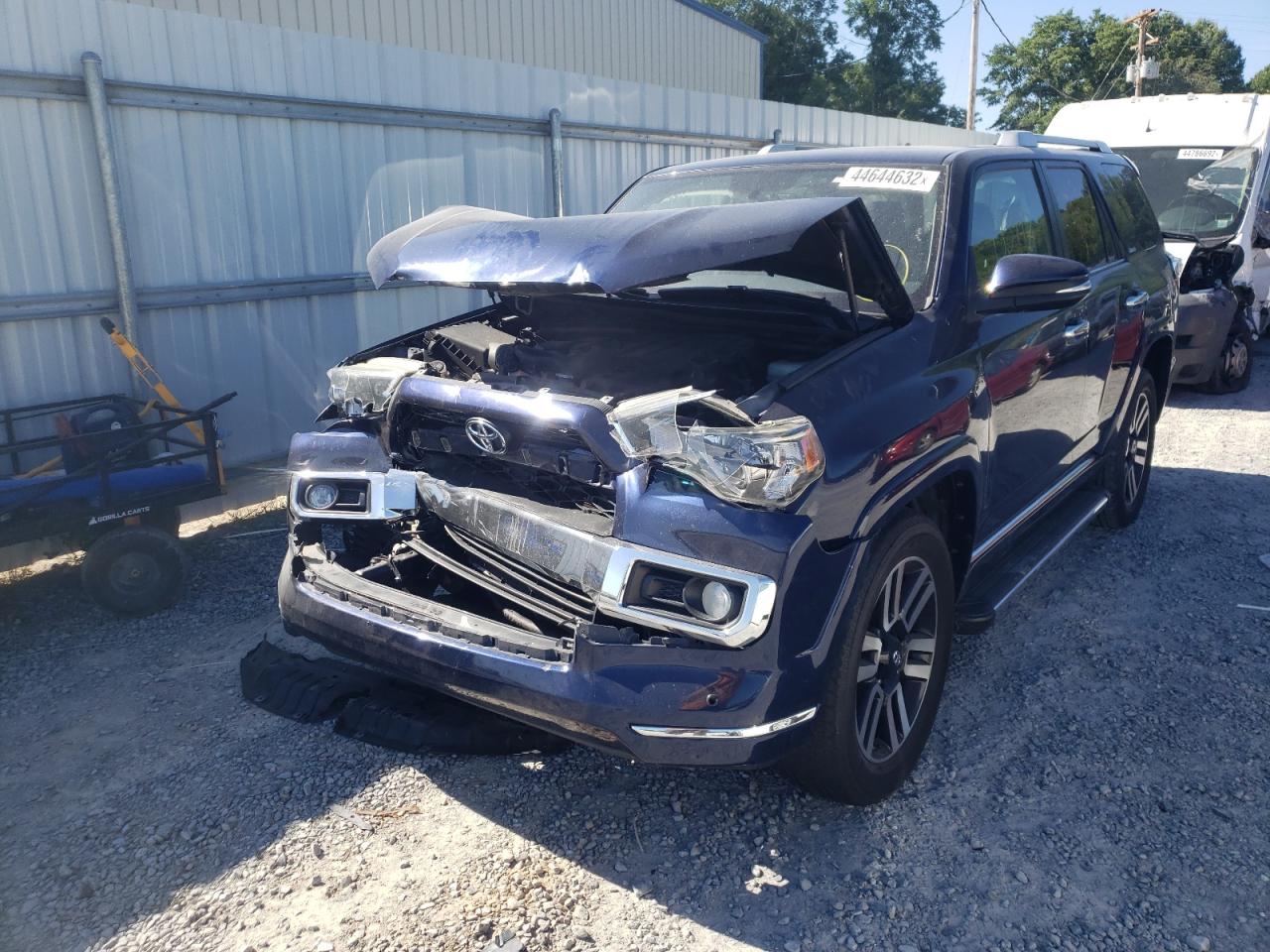 Photo 2 from auction – 2015 TOYOTA 4RUNNER SR with VIN JTEBU5JR4F5209515