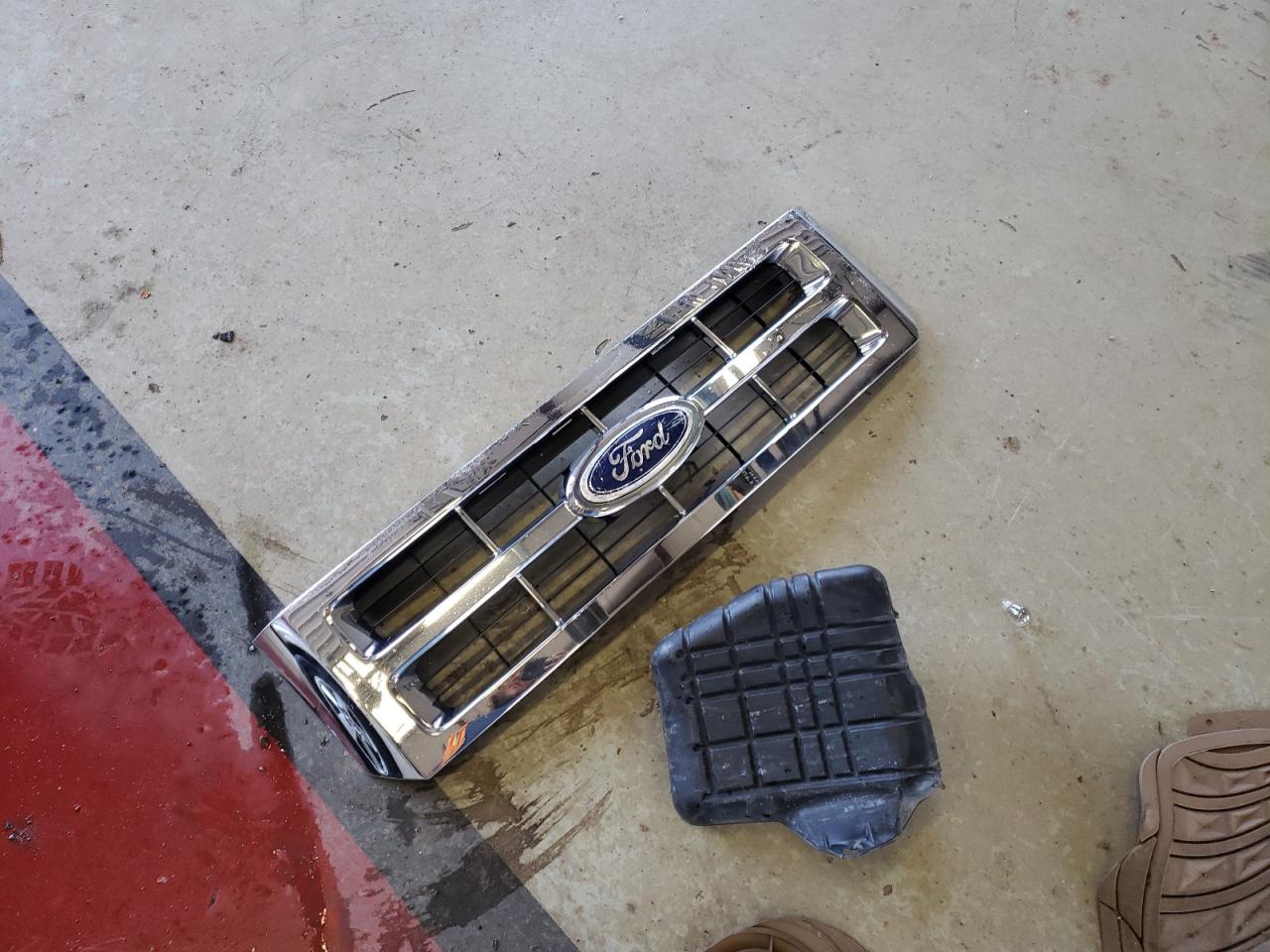 Foto 9 de la subasta – 2010 FORD ESCAPE XLT con VIN 1FMCU9D79AKD24045