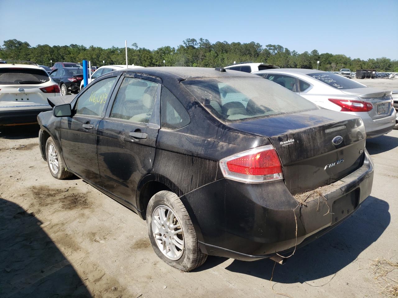 Photo 3 from auction – 2010 FORD FOCUS SE with VIN 1FAHP3FN5AW224422