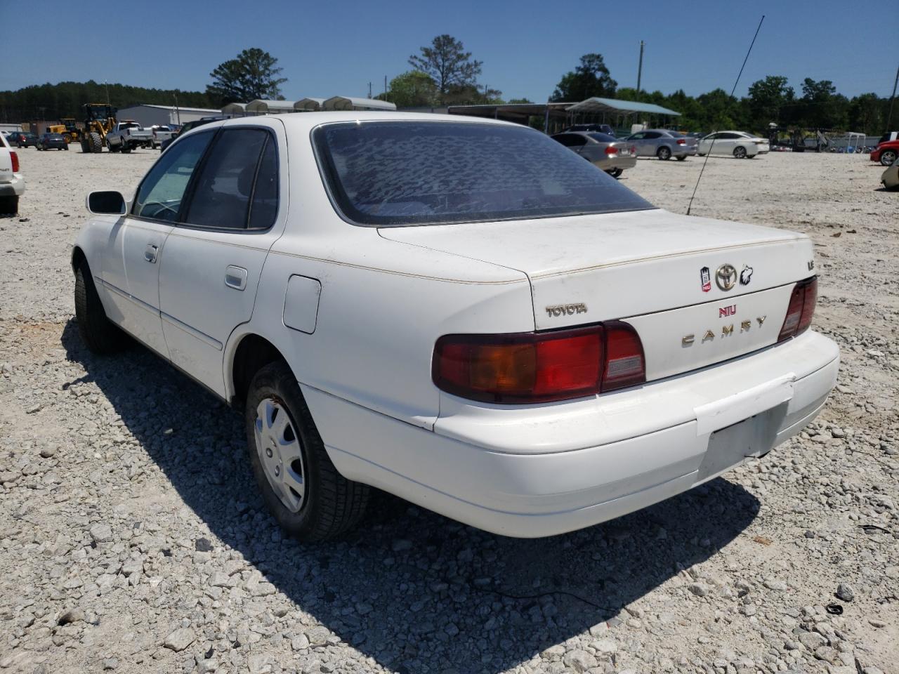 Photo 3 from auction – 1995 TOYOTA CAMRY LE with VIN 4T1SK12E2SU866923