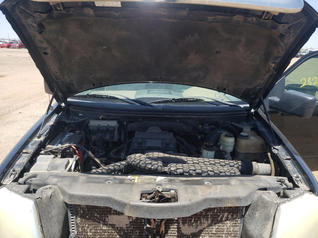Photo 7 from auction – 2004 FORD F150 with VIN 1FTPX14504NB43996