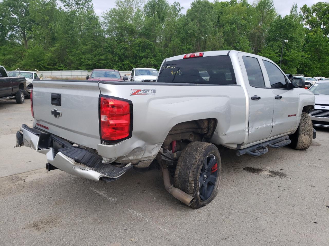 Photo 4 from auction – 2017 CHEVROLET SILVERADO with VIN 1GCVKREC8HZ375861