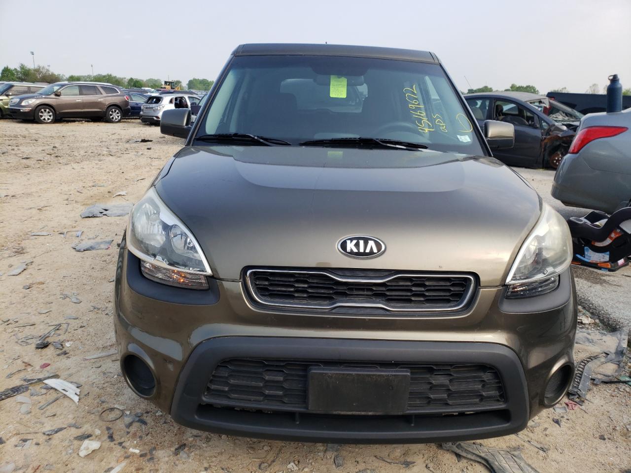 Photo 9 from auction – 2013 KIA SOUL with VIN KNDJT2A51D7549902